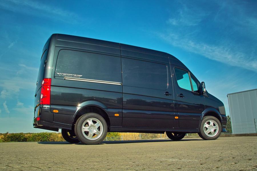  Volkswagen Crafter Vansports by Hartmann 2012 года  (фото 10 из 17)